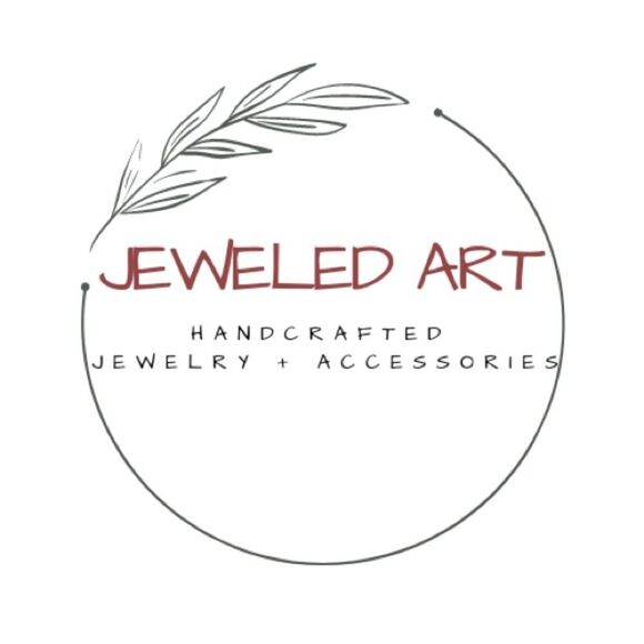 JEWELED ART Handcrafted | Emerald Petal Leather Earrings | Shamrock Collection🍀 - Picture 4 of 4